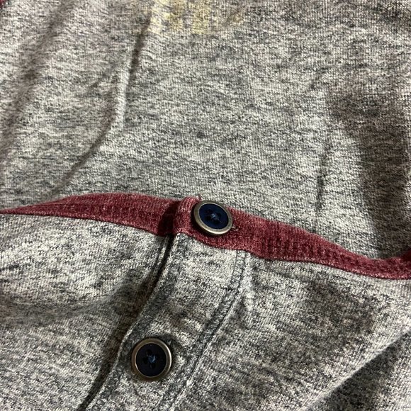 Cable Knit Sweater Grey and Red sz Medium - Picture 3 of 4